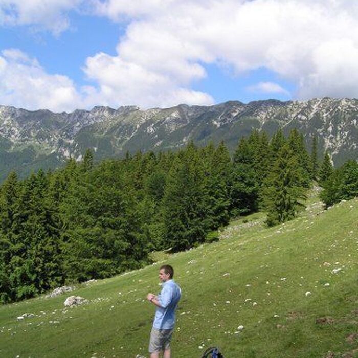 Private Active trekking tour in Piatra Craiului National Park - 1 day - James