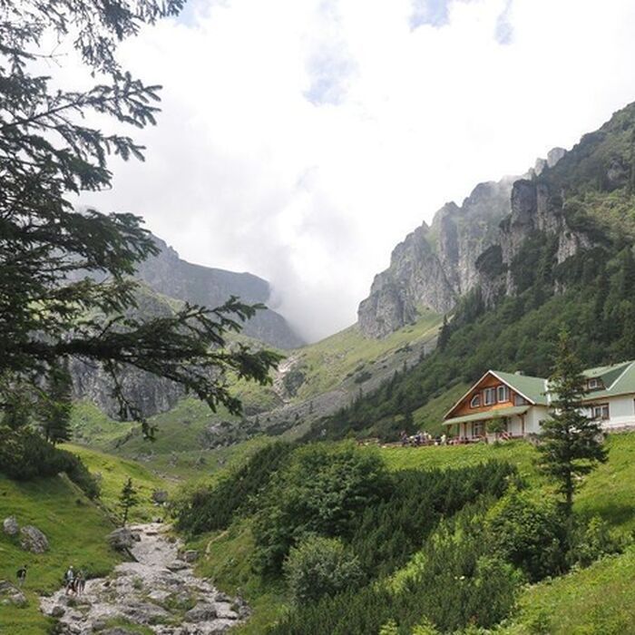 Backpacking Romania, Bucegi mountains - Malaiesti hut area