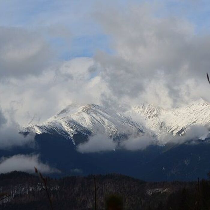 Backpacking Romania - Circling the Piatra Craiului National Park