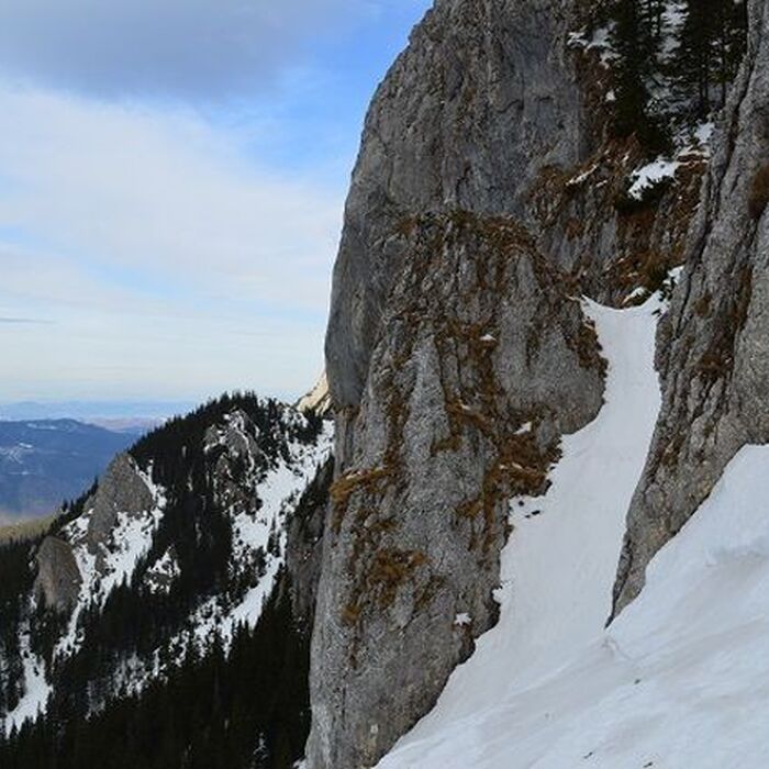 Backpacking Romania - Circling the Piatra Craiului National Park