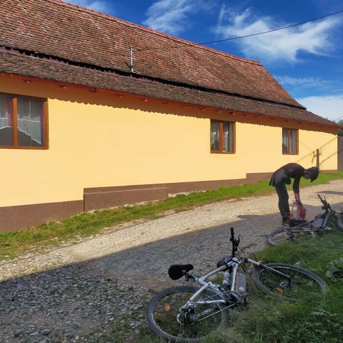 Cycling Terra Saxonum: A 3-Day Escape - Lunch break