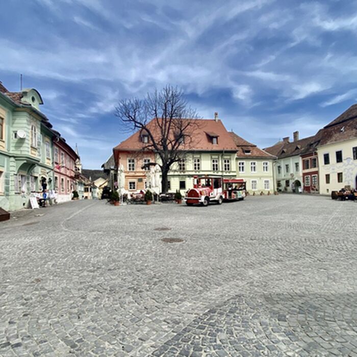 Exploring Transylvania: Sighisoara, Biertan and Sibiu in One Day - Sighisoara - the main square